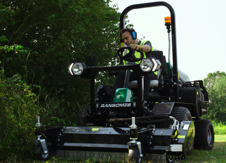 Ransomes zero turn online mower